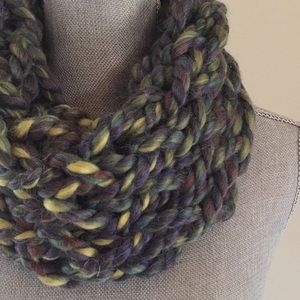 Green peacock handmade arm knit infinity scarf